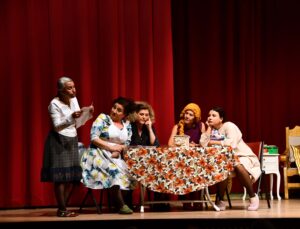 Bana Masal Anlatma” Tiyatrosu Fethiye’de Seyirciyle Buluştu